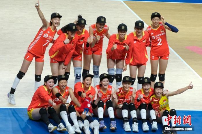 中国女排巴黎奥运名单公示：朱婷、袁心玥、张