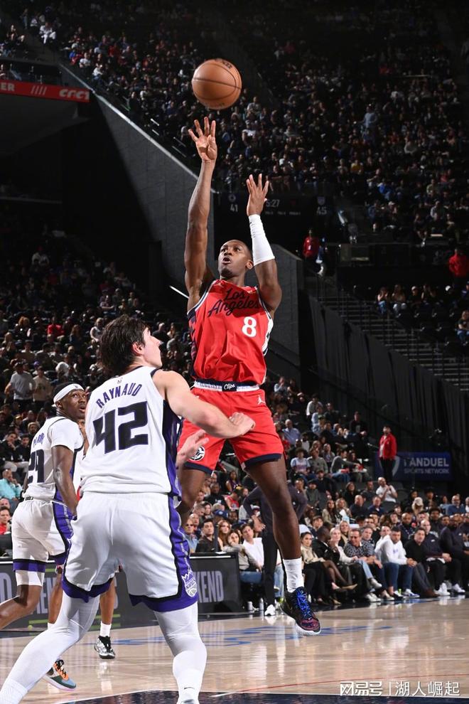 国王队客场力克快船 莱纳德伤退成转折点