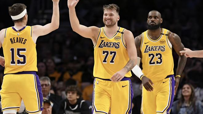 湖人9连胜锁定西部第3 东契奇创历史纪录引领球