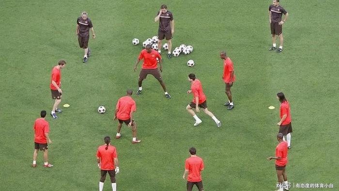 巴萨战术大变脸：从传控到速度冲击