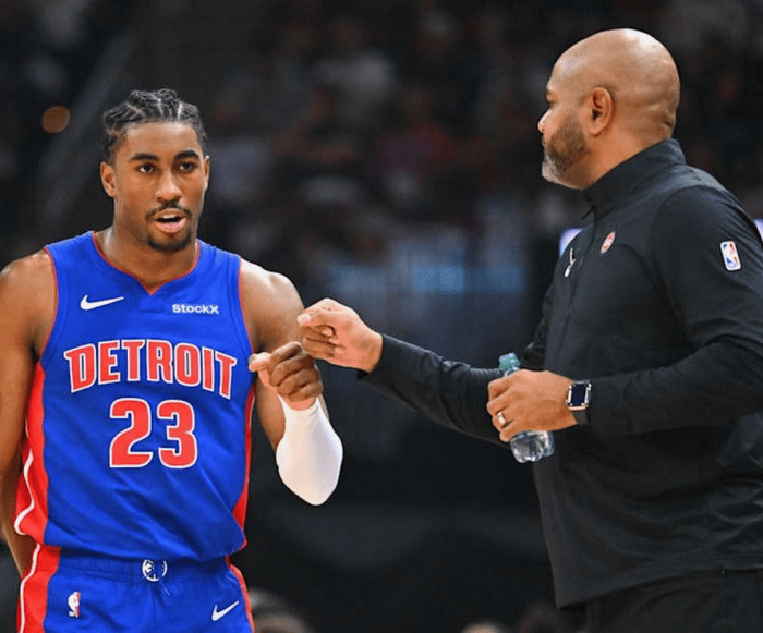 活塞主帅谈艾维裁掉背后的人情因素与NBA包容性