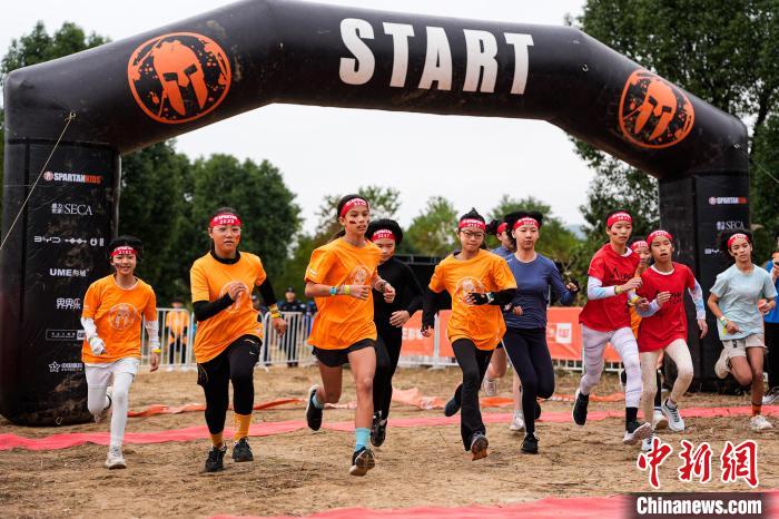 莫干山儿童赛落幕 两千小勇士挑战自我展勇士精