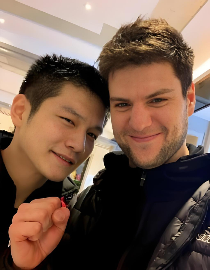 樊振东回归国家队参加世乒赛关键抉择